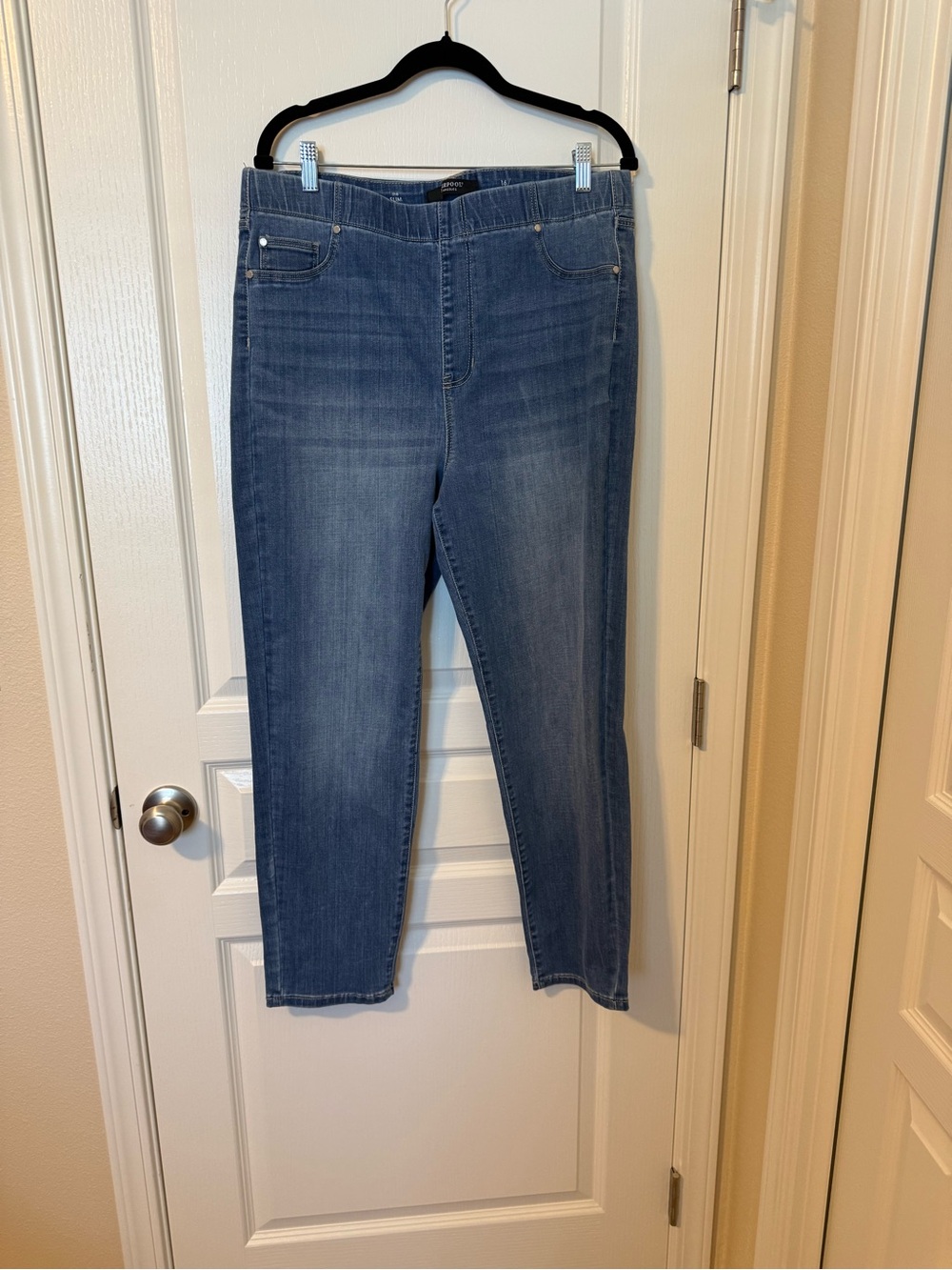 Liverpool Jeans Company Mid-Blue Slim Ankle Jeans